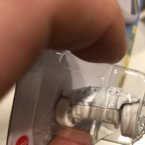 Braille Racer - White - Picture 6 of 9